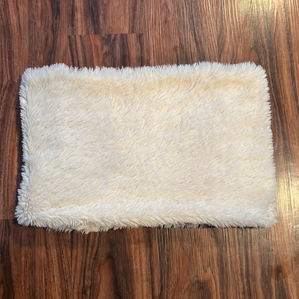 She Infinity Reversible Scarf - Picture 5 of 12